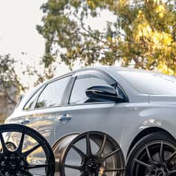 @import_monster: Aggressive stance, lightweight strength