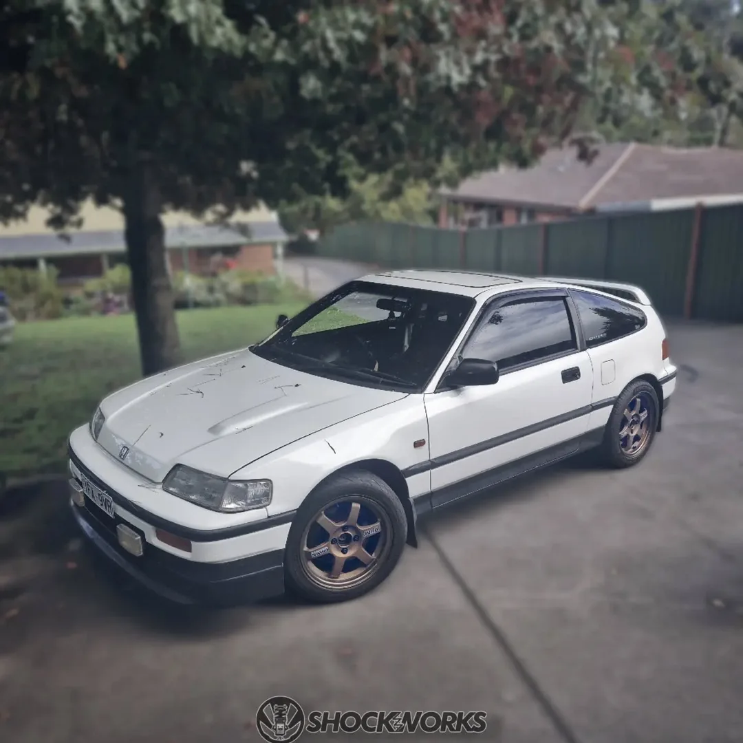 In for a check up and updated valve codes today, this CRX is a bit of a stunner.
